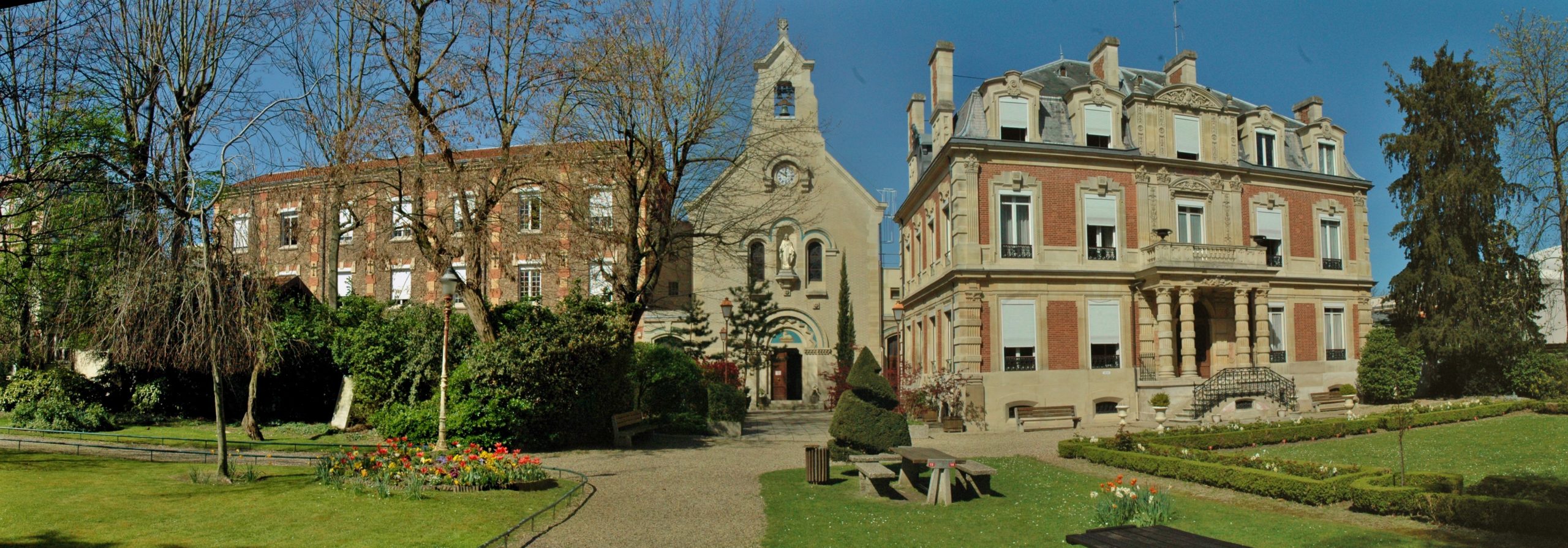 Chapelle jardin
