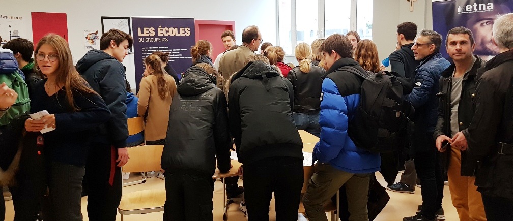 L’accompagnement des élèves et étudiants dans leur orientation est une des priorités du Lycée Notre-Dame de Boulogne.