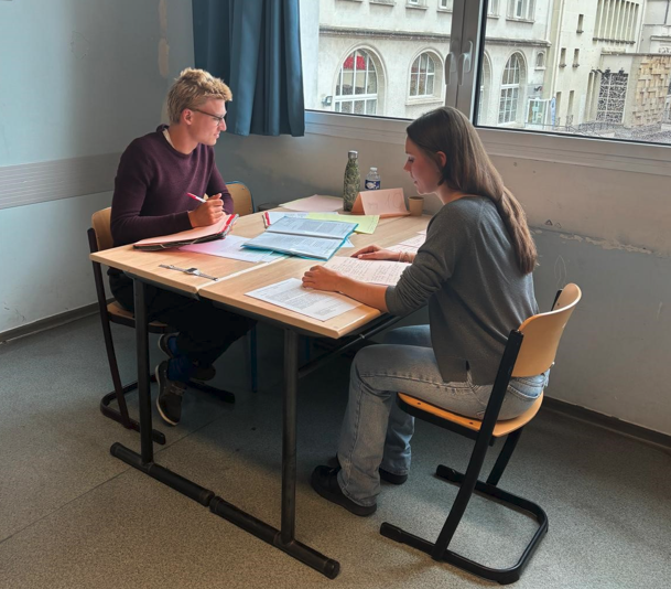 Pendant deux jours, les 400 élèves en classe de première ont chacun à leur tour été immergés dans les conditions réelles de cette future épreuve.