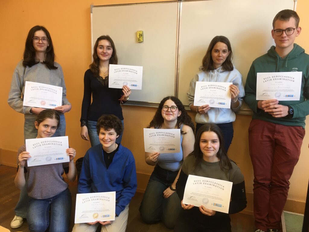 Félicitations à nos élèves de latin